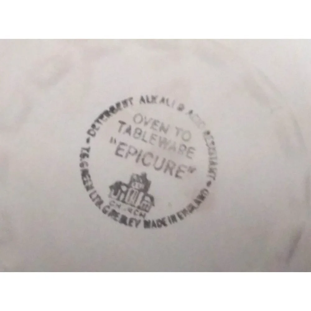Epicure England Souffle Baking Dish Ribbed White Porcelain Ceramic 8